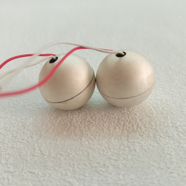 High Quality Different Size Piezoelectric Ceramic Sphere with Soldered Wire 